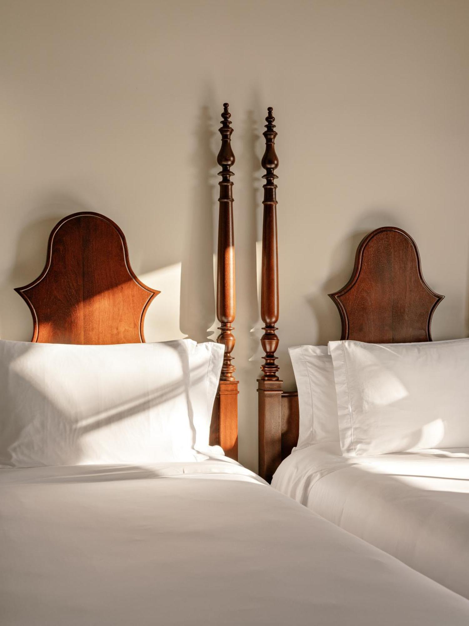 Hotel Das Cataratas, A Belmond Hotel, Iguassu Falls Фос ду Игуасу Екстериор снимка A bed with a high-post headboard